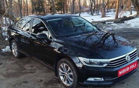 Volkswagen Passat B8 рестайлинг, 2017 год, 1 750 000 рублей, 3 фотография