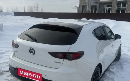Mazda 3, 2019 год, 2 250 000 рублей, 3 фотография