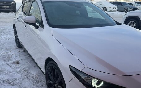 Mazda 3, 2019 год, 2 250 000 рублей, 13 фотография