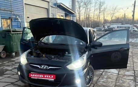 Hyundai Solaris II рестайлинг, 2011 год, 440 000 рублей, 7 фотография