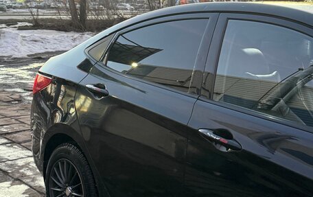 Hyundai Solaris II рестайлинг, 2011 год, 440 000 рублей, 12 фотография