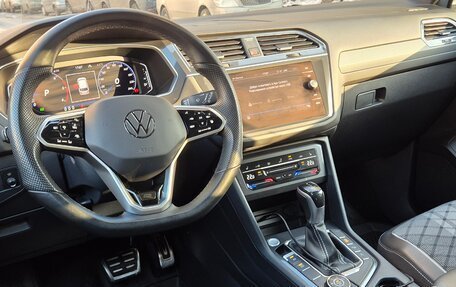 Volkswagen Tiguan II, 2021 год, 4 800 000 рублей, 9 фотография