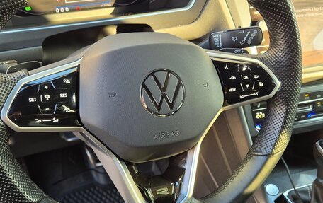 Volkswagen Tiguan II, 2021 год, 4 800 000 рублей, 12 фотография