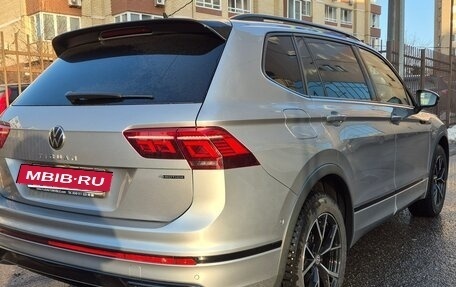 Volkswagen Tiguan II, 2021 год, 4 800 000 рублей, 6 фотография