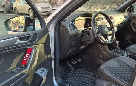 Volkswagen Tiguan II, 2021 год, 4 800 000 рублей, 8 фотография