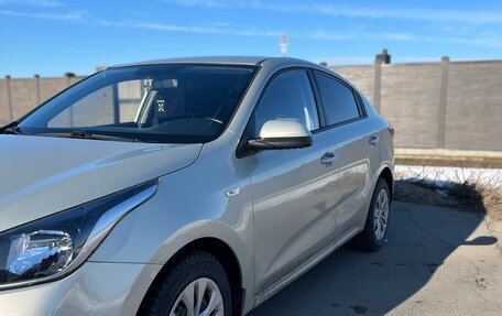 KIA Rio IV, 2018 год, 1 490 000 рублей, 5 фотография