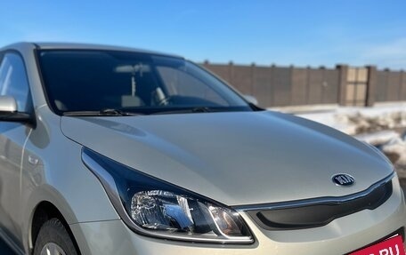 KIA Rio IV, 2018 год, 1 490 000 рублей, 2 фотография