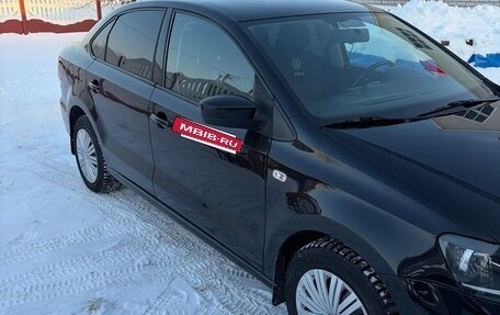 Volkswagen Polo VI (EU Market), 2017 год, 900 000 рублей, 3 фотография