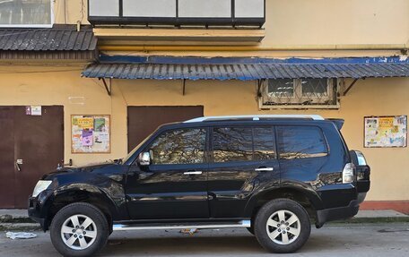 Mitsubishi Pajero IV, 2008 год, 2 000 000 рублей, 3 фотография