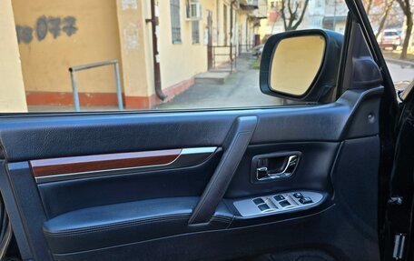 Mitsubishi Pajero IV, 2008 год, 2 000 000 рублей, 18 фотография