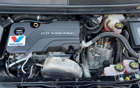 Chevrolet Volt II, 2017 год, 1 700 000 рублей, 27 фотография