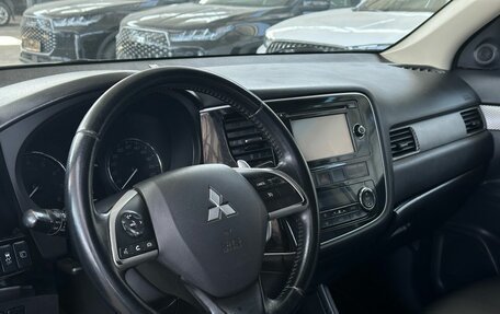 Mitsubishi Outlander III рестайлинг 3, 2013 год, 1 399 900 рублей, 5 фотография