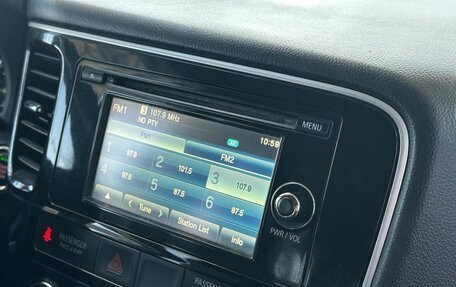 Mitsubishi Outlander III рестайлинг 3, 2013 год, 1 399 900 рублей, 8 фотография