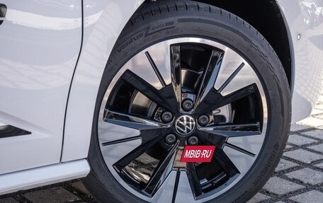 Volkswagen Multivan, 2024 год, 11 190 000 рублей, 3 фотография