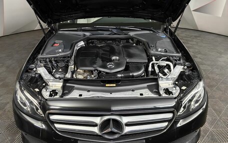 Mercedes-Benz E-Класс, 2017 год, 3 670 000 рублей, 10 фотография