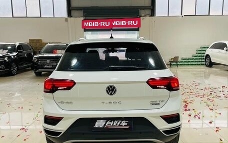 Volkswagen T-Roc I, 2021 год, 2 600 000 рублей, 6 фотография