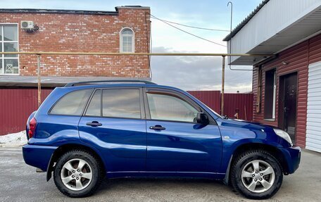 Toyota RAV4, 2003 год, 750 000 рублей, 9 фотография