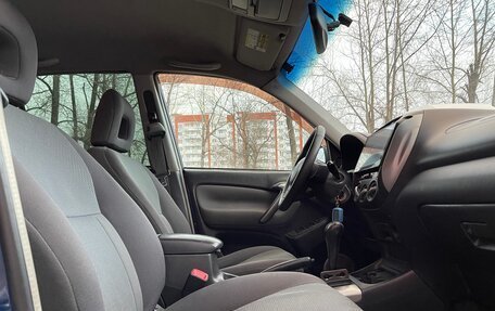 Toyota RAV4, 2003 год, 750 000 рублей, 17 фотография