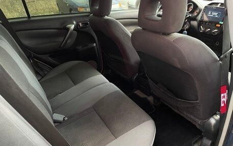 Toyota RAV4, 2003 год, 750 000 рублей, 21 фотография