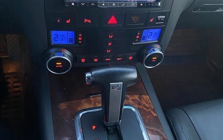 Volkswagen Touareg III, 2008 год, 1 300 000 рублей, 24 фотография