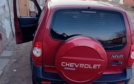 Chevrolet Niva I рестайлинг, 2011 год, 500 000 рублей, 5 фотография