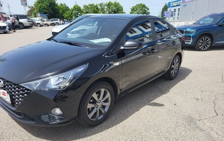 Hyundai Solaris II рестайлинг, 2022 год, 1 870 000 рублей, 2 фотография