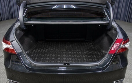 Toyota Camry, 2023 год, 3 849 000 рублей, 10 фотография