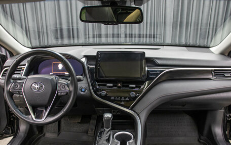 Toyota Camry, 2023 год, 3 849 000 рублей, 14 фотография