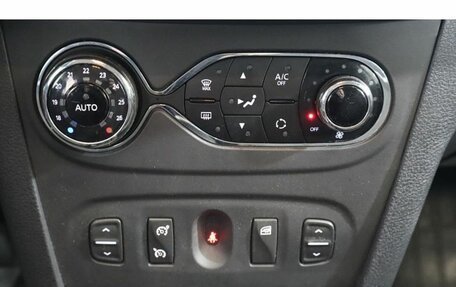 Renault Sandero II рестайлинг, 2017 год, 979 000 рублей, 13 фотография