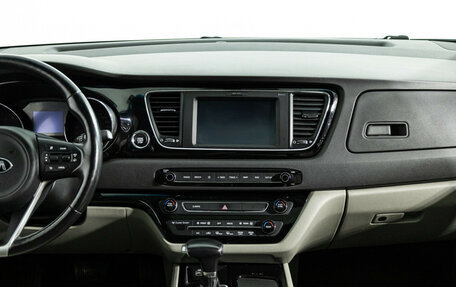 KIA Carnival III, 2017 год, 2 549 585 рублей, 14 фотография