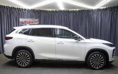 CheryExeed TXL, 2022 год, 1 998 000 рублей, 4 фотография