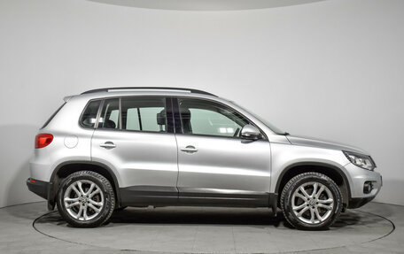 Volkswagen Tiguan I, 2015 год, 1 839 000 рублей, 4 фотография