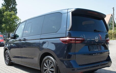 Volkswagen Multivan, 2023 год, 6 690 000 рублей, 2 фотография