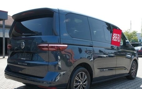 Volkswagen Multivan, 2023 год, 6 690 000 рублей, 4 фотография