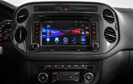 Volkswagen Tiguan I, 2015 год, 1 839 000 рублей, 18 фотография