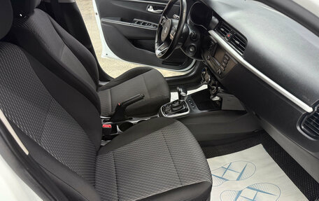 KIA Rio IV, 2018 год, 1 330 000 рублей, 12 фотография