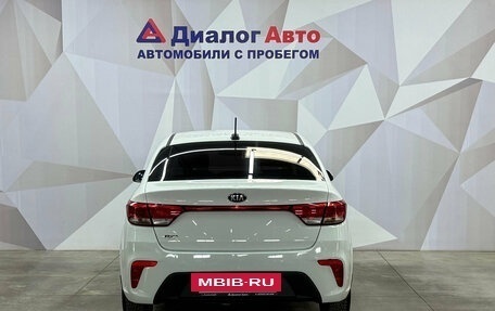 KIA Rio IV, 2018 год, 1 330 000 рублей, 5 фотография