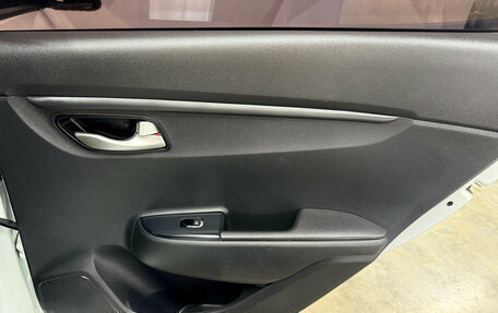 KIA Rio IV, 2018 год, 1 330 000 рублей, 25 фотография