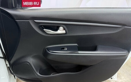KIA Rio IV, 2018 год, 1 330 000 рублей, 13 фотография