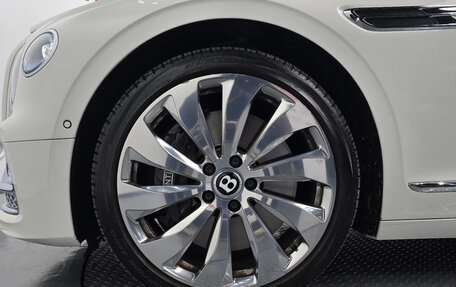 Bentley Flying Spur, 2022 год, 24 900 000 рублей, 5 фотография