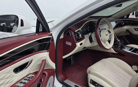 Bentley Flying Spur, 2022 год, 24 900 000 рублей, 11 фотография