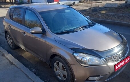 KIA cee'd I рестайлинг, 2011 год, 700 000 рублей, 1 фотография