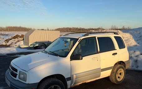Chevrolet Tracker II, 2000 год, 310 000 рублей, 2 фотография