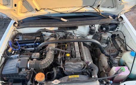 Chevrolet Tracker II, 2000 год, 310 000 рублей, 5 фотография