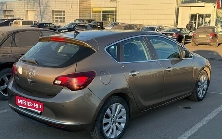 Opel Astra J, 2013 год, 767 000 рублей, 2 фотография