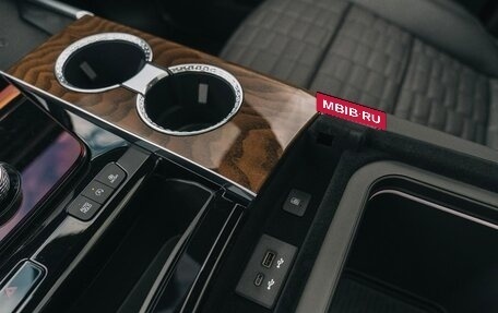 Cadillac Escalade V, 2025 год, 26 990 000 рублей, 10 фотография