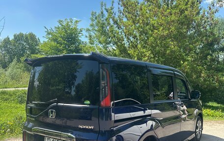 Honda Stepwgn IV, 2018 год, 2 850 000 рублей, 5 фотография