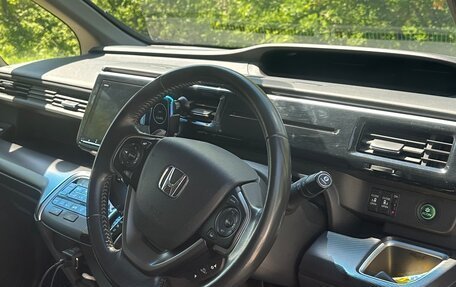 Honda Stepwgn IV, 2018 год, 2 850 000 рублей, 9 фотография