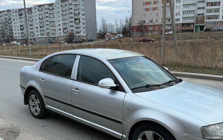 Skoda Superb III рестайлинг, 2007 год, 335 000 рублей, 4 фотография