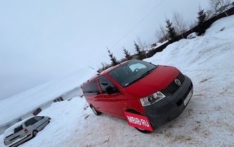 Volkswagen Transporter T5 рестайлинг, 2004 год, 750 000 рублей, 11 фотография